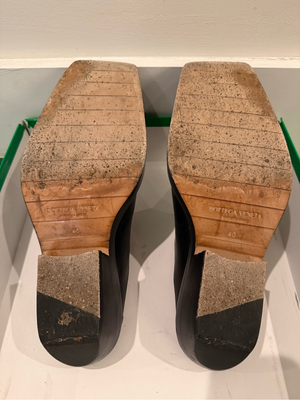 RARE Bottega Veneta Black Leather Square Toe Mules Mens/Womens Size 40 - Picture 8 of 14